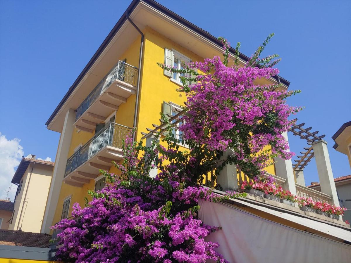 Studio Apartments Baia Azzurra 7 Torbole Sul Garda Exterior photo